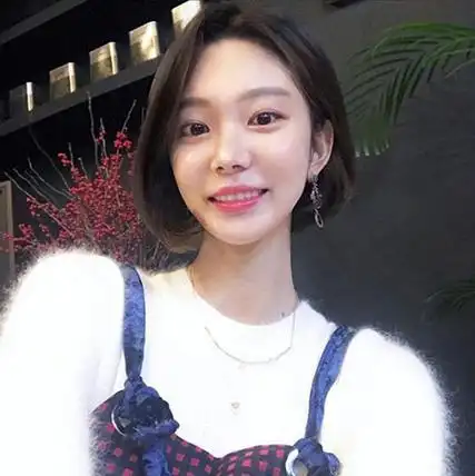 鹅蛋脸女生 鹅蛋脸短发发型 鹅蛋脸短发女1