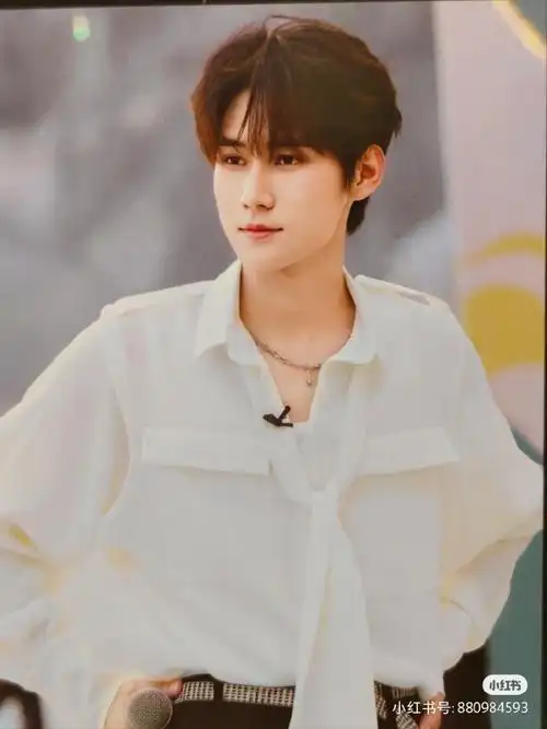 张真源美团青春代言人##张真源 荷尔蒙引爆点