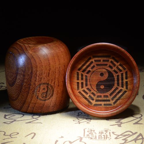 原木骰盅 骰子易经六爻周易八卦八门宝石骰子色子 天然图案可定制