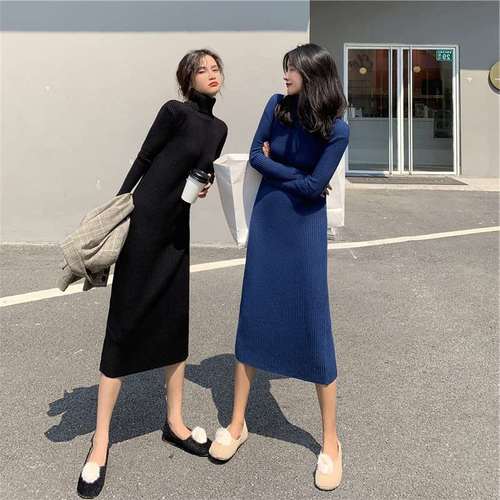 配大衣的高个子长款毛衣裙子过膝温柔慵懒风高领针织冬裙女连衣裙