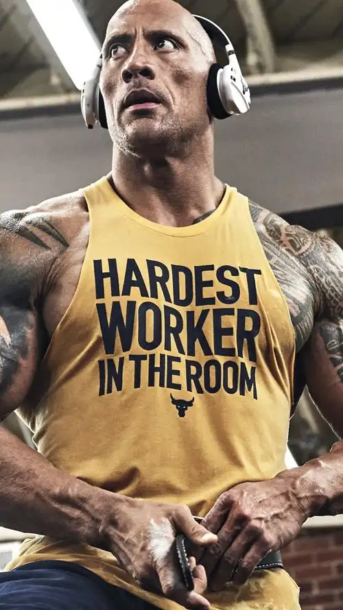 好莱坞大块头道恩强森秀肌肉手机壁纸道恩强森