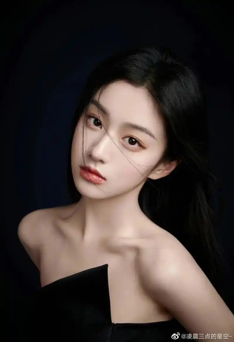 酷飒且古风气质美人.#漂亮妹妹  - 抖音