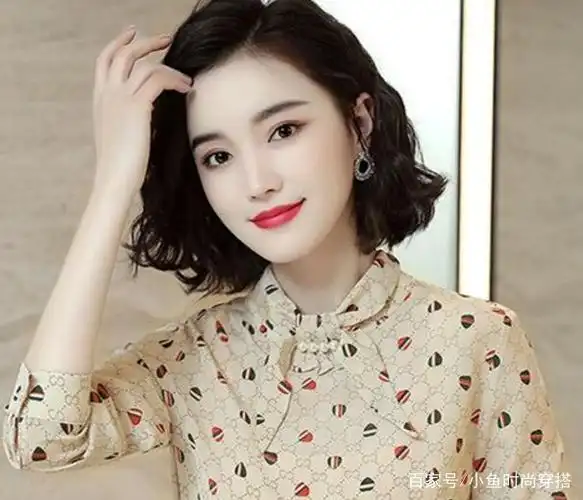 中年女性发型别乱剪这5款发型端庄又优雅特别有气质