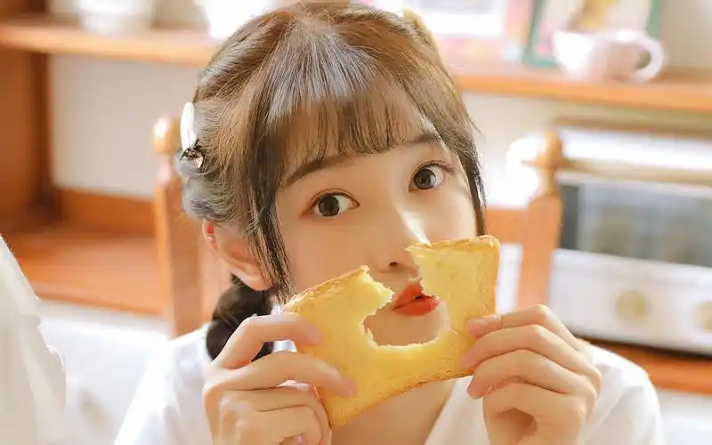 清甜可爱美少女图片桌面壁纸