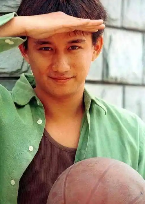 原创黄磊身上这些标签不禁让人感叹这个男人到底是多么有才华