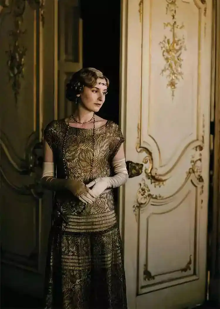 《唐顿庄园》大电影华丽回归!重量级英伦着装指南来了