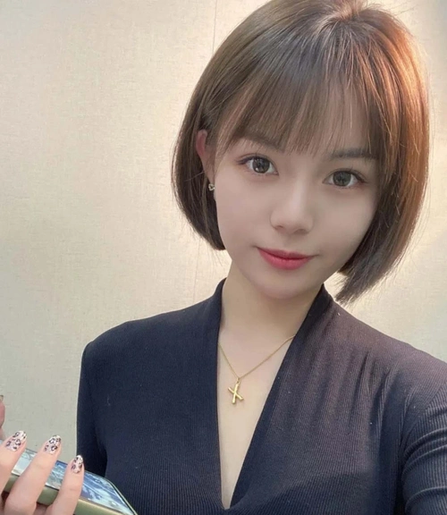 2021高颜值发型22款不论长短都很时尚立体减龄显气质