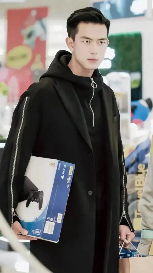 韩商言李现高清壁纸想和他谈恋爱的举手