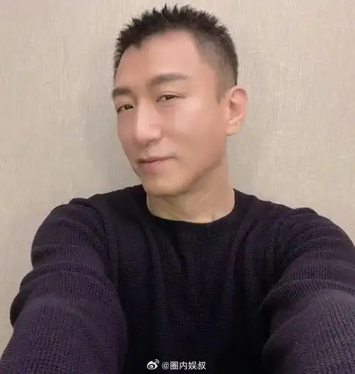 孙红雷公开回应移民传闻:我并未移民,只是去旅游.