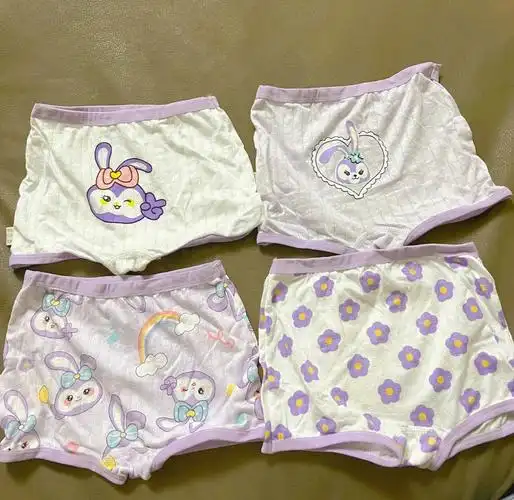 妈妈们必入的女童小内裤一杯奶茶