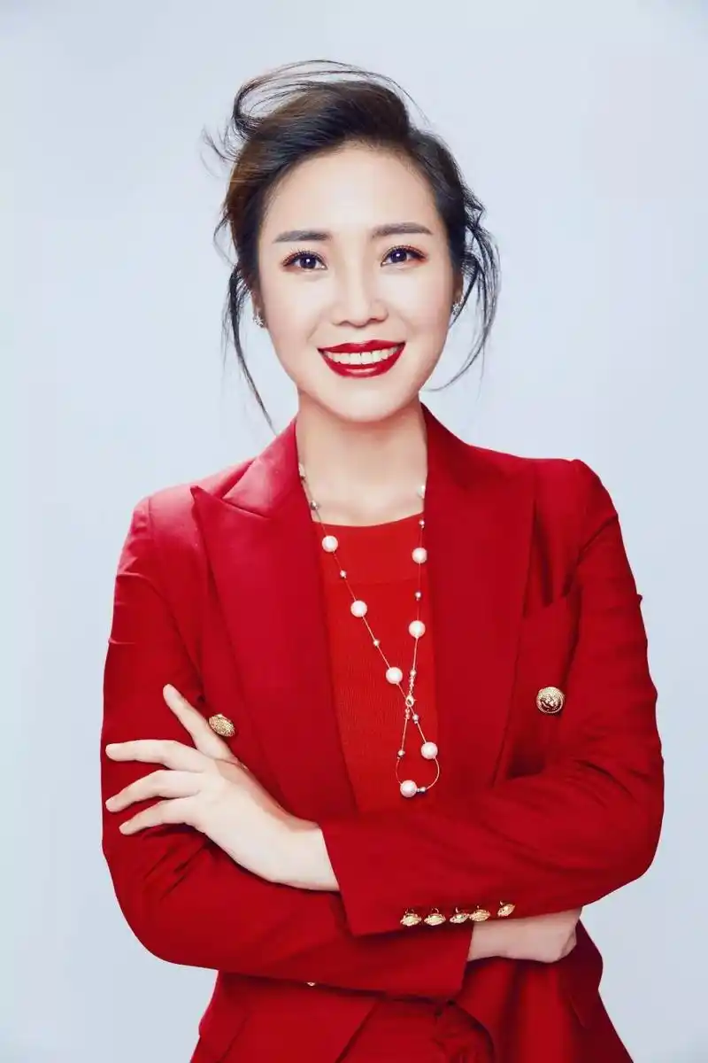 专访歌手云朵海陵岛的呼唤mv将在央视播出