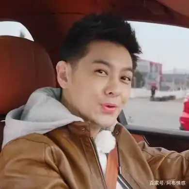 "不老男神"林志颖怎么了?满头白发有点可怕.难道老了?