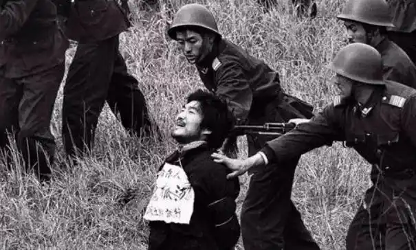 西安第一悍匪魏振海,从死牢中越狱,背负多条人命,却因臭弹被捕