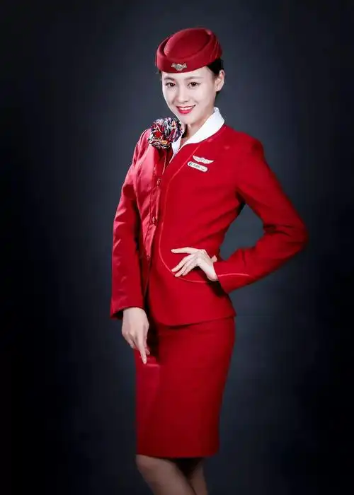 倪胥博年龄25岁,身高170cm,飞行5年山东航空客舱部济南大队林璐年龄