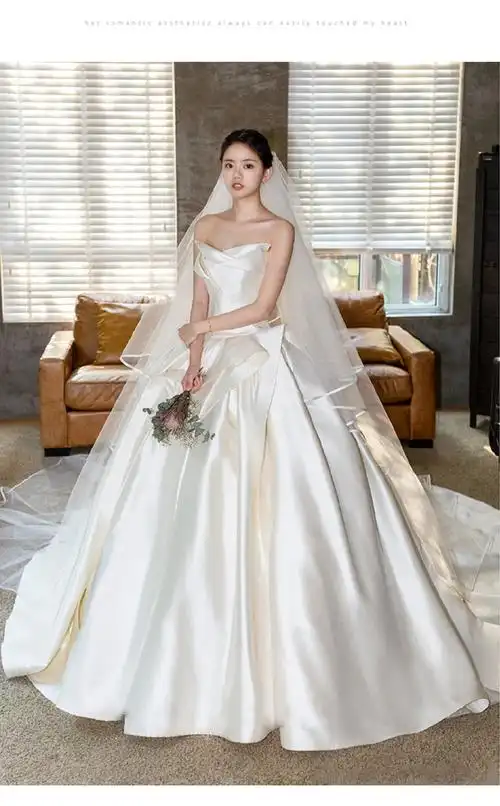 婚纱缎面小众婚纱礼服2022新款新娘大拖尾简约韩式结婚拖尾款配8件套s