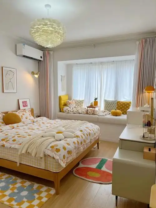 这不就是我梦想中的温馨小卧室吗