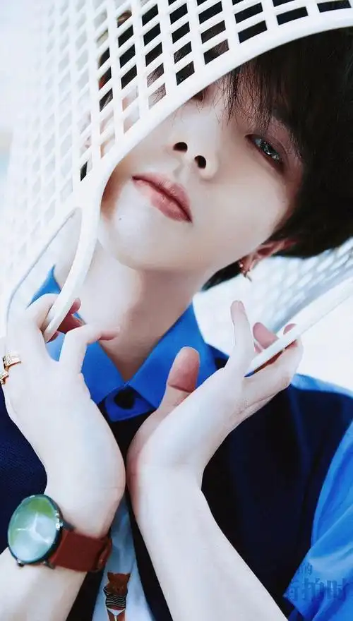 手机壁纸华晨宇手机壁纸明星专辑壁纸手机锁屏壁纸0303