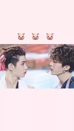 皇权富贵cp壁纸 | 范丞丞 黄明昊,这是什么神仙友谊!