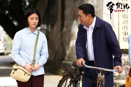 腾讯娱乐讯在安徽卫视即将于下周三播出的电视剧《爷们儿》中,张嘉译