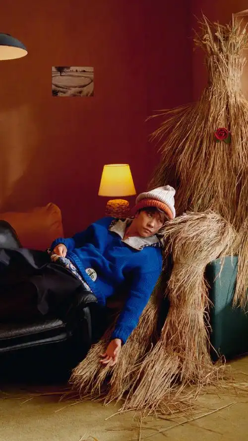 易烊千玺嘉人五月刊封面##易烊千玺新专辑刘艳芬