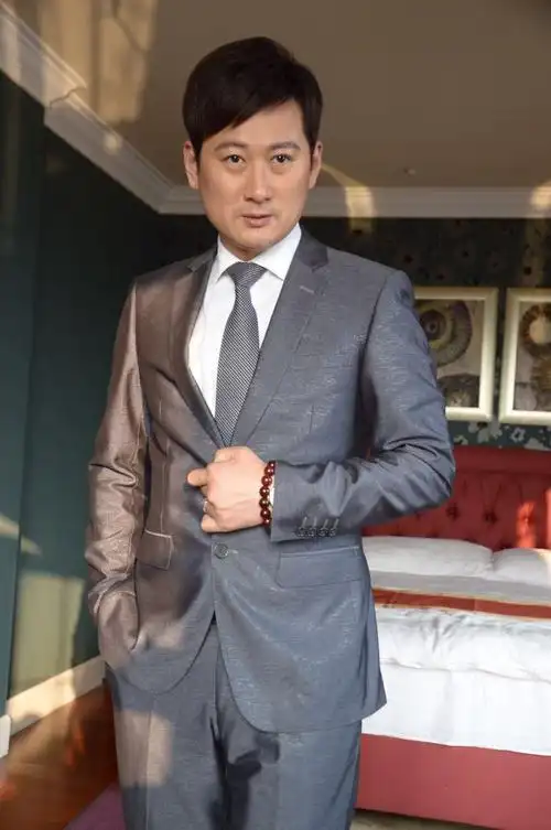 中国内地 span class="ref" data-ctrid="sbjlw9pyg44s">男演员 /span