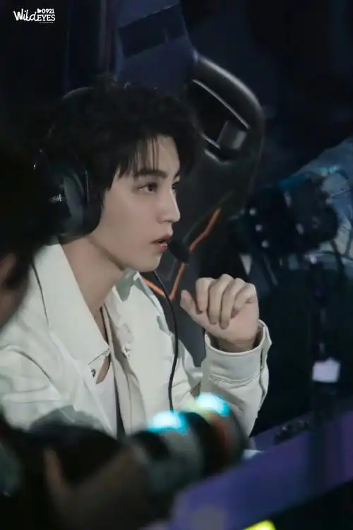 王俊凯电竞文男主具象化##王俊凯电竞文男主照进现实