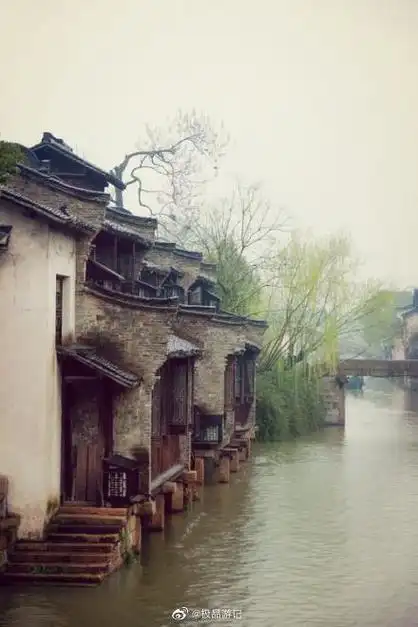 烟雨江南小桥流水