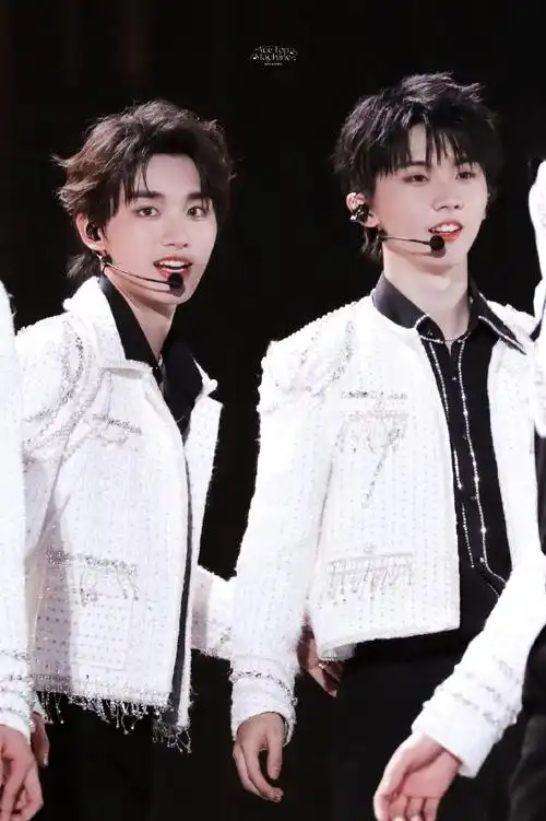 马嘉祺丁程鑫文案