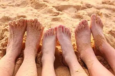 赤脚图片_赤脚高清图片_全景视觉