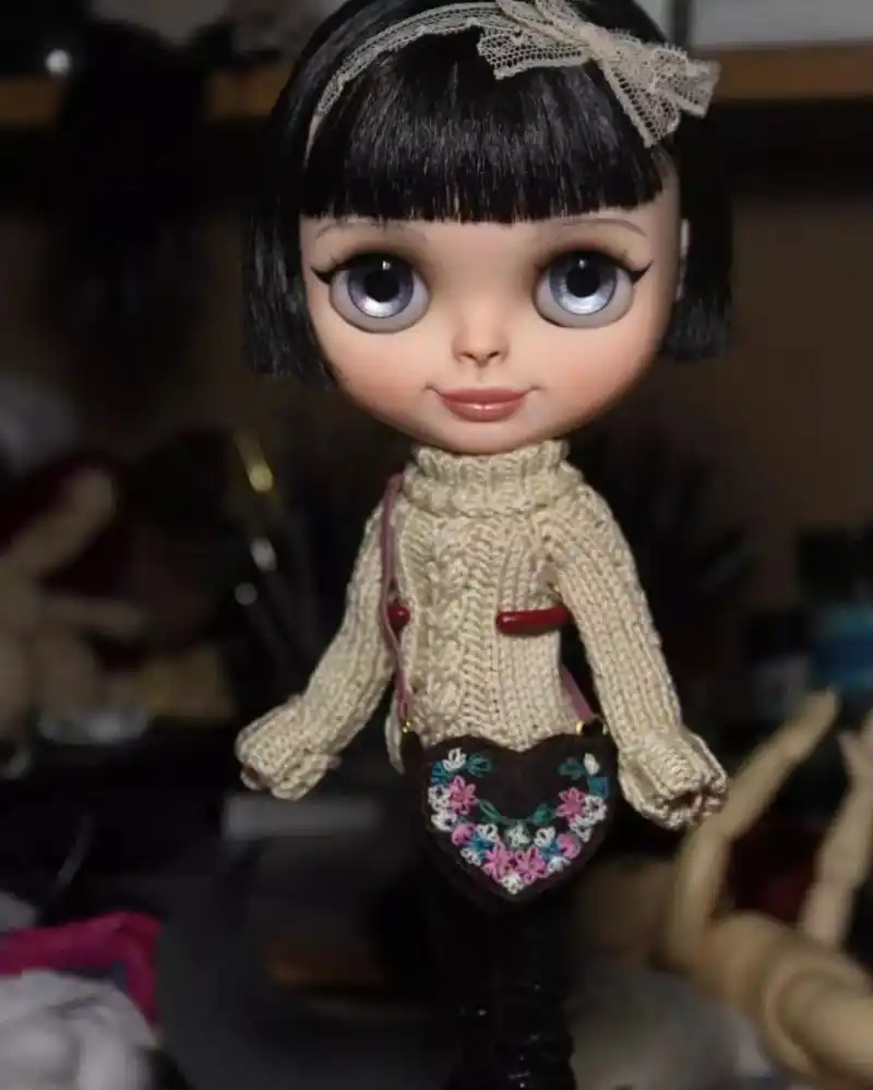 大眼睛,高鼻梁,说到芭比娃娃,我们就想到:来源:私房艺术   文 | 听