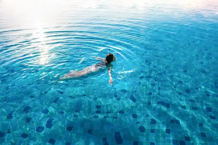 最美海的遇见三亚大小洞天