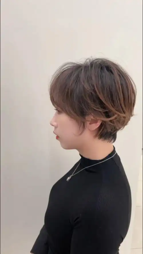 日系短发短发烫发减龄发型短发好看短发