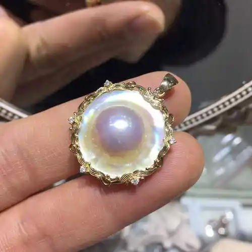 18k金马贝珍珠吊坠 奢华镶嵌 镜面光天然正品 海水珠 优质品质