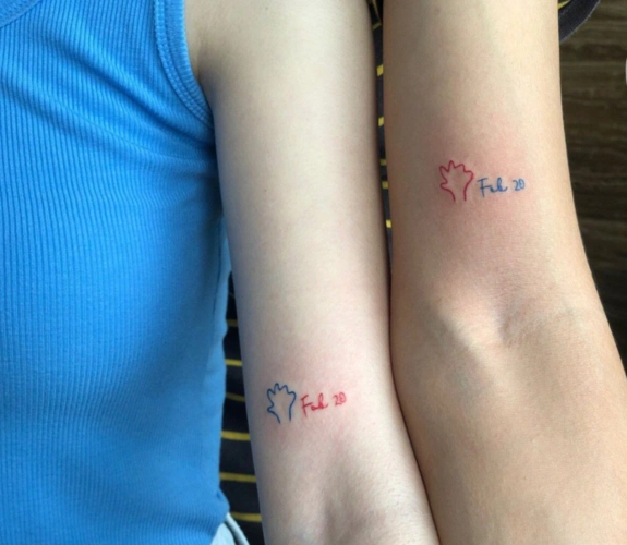 具有独特意义的情侣纹身图案大全不一样的撒狗粮方式2