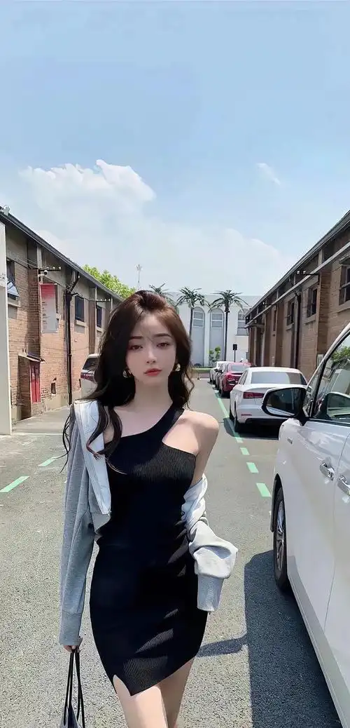 盘点全网4k高清壁纸77丨网红小姐姐颜值高身材火爆_网易订阅