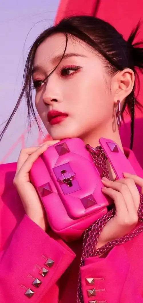 百变关晓彤锁屏壁纸676767