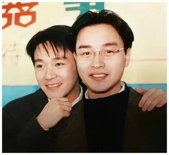 周星驰天价片酬事件引热议,开拍前临时涨价,比张国荣高3倍_电影_网友