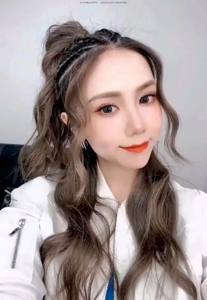 gloria邓紫棋 解解的绝美照片#美炸了 - 抖音