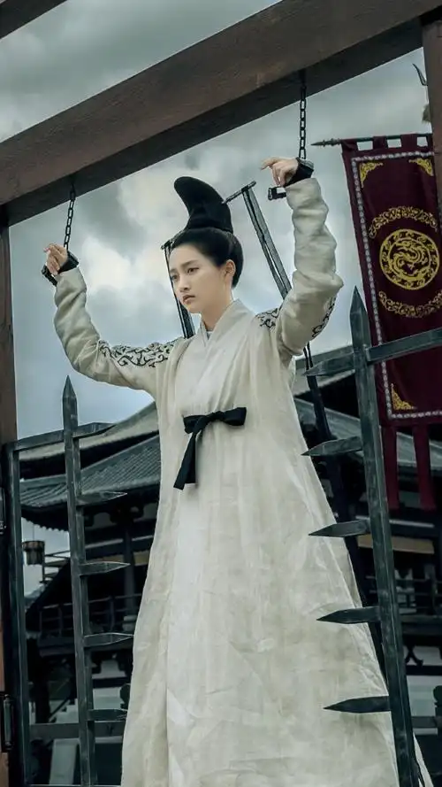 凤囚凰-刘楚玉-关晓彤饰