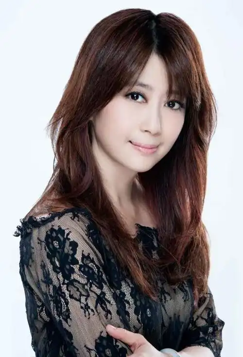 孟庭苇:太阳出来了(cd dvd 附赠琉璃工房限量月亮琉璃坠饰) [套装]