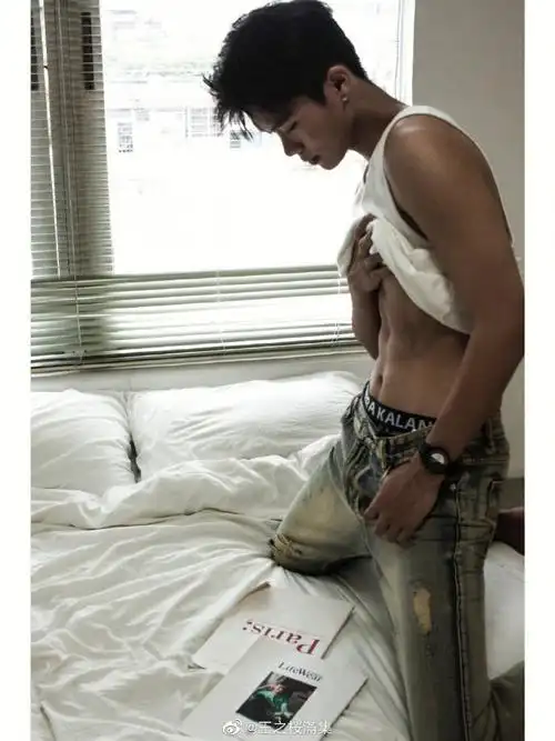 帅哥##颜值##小鲜肉##腹肌