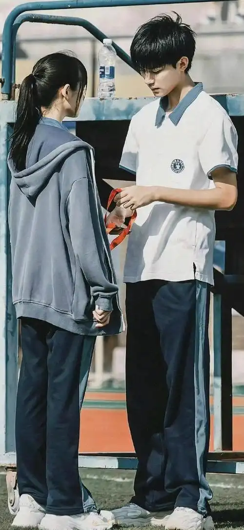 一期情侣壁纸👫