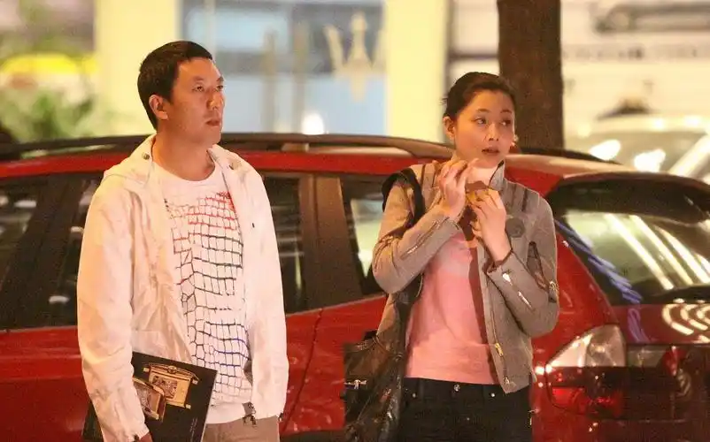 三女二男的爱恨纠葛,细说李小冉,大姐和殷桃的"重叠"爱情_孙东海_女