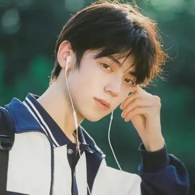 清纯阳光少年感十足的真人男头 最新自然好看的干净男生头像图片_男生