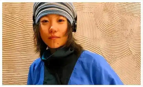 王菲11年前的决绝是对的,二婚仅两年,李亚鹏的"老毛病"又犯了