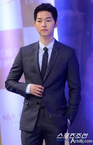 宋仲基录制《快乐大本营》 将与演员贾玲一起录制节目