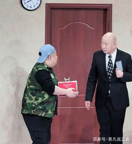 郭冬临西装造型录制小品《苦恼的排名》入央视终审有望登两台春晚