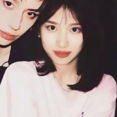 港风复古情侣头像一男一女 好看有意境的氛围感qq情侣头像_情侣头像