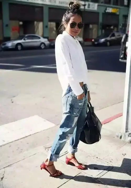 皮肤黑矮个子女生穿衣搭配 一米五五