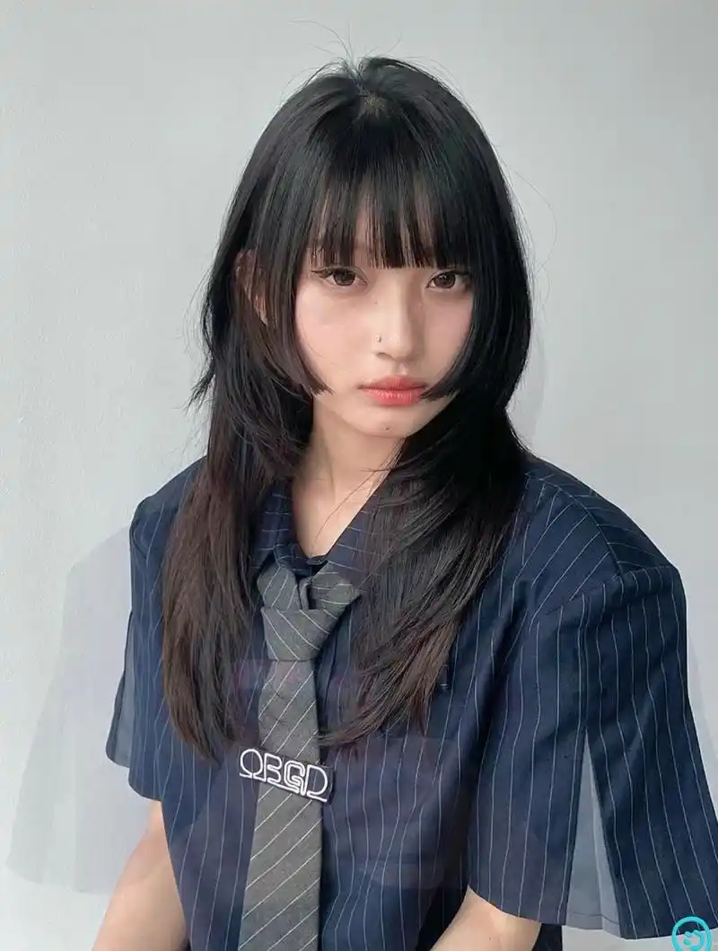 公主切 长碎发高层次 这辈子一点要尝试的高层次中长发 无论卷发直发